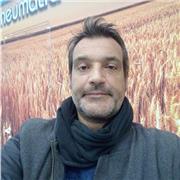 Insegnante spagnolo. Ho vissuto 14 anni a Madrid. Disponibile per conversazione a qualunque livello. Non è mai tardi per imparare. OS espero